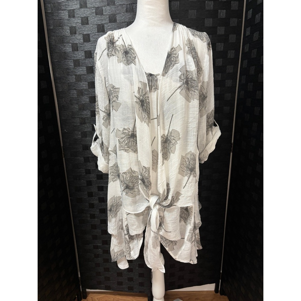 Vintage Concept Top White Gray Floral Tie Front Boho Lagenlook Artsy Airy Large